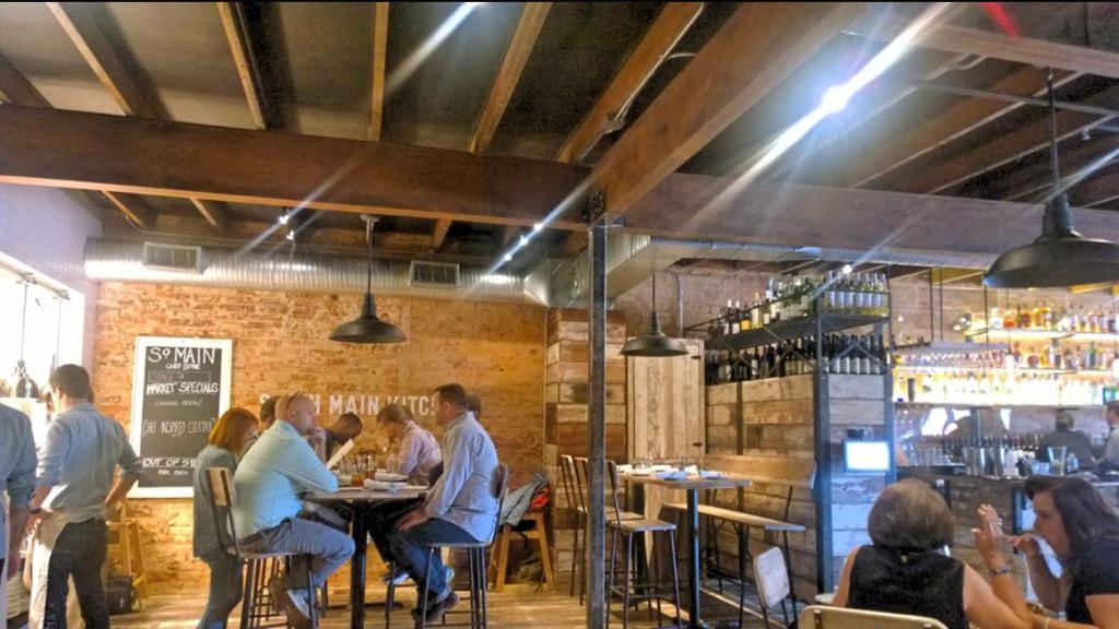 Alpharetta_CoC's tweet photo. Join us tonight #SouthMainKitchen 5:30-7:30pm! Gorgeous afternoon for a drink on the patio 😊 http://t.co/BmeBl9uydd