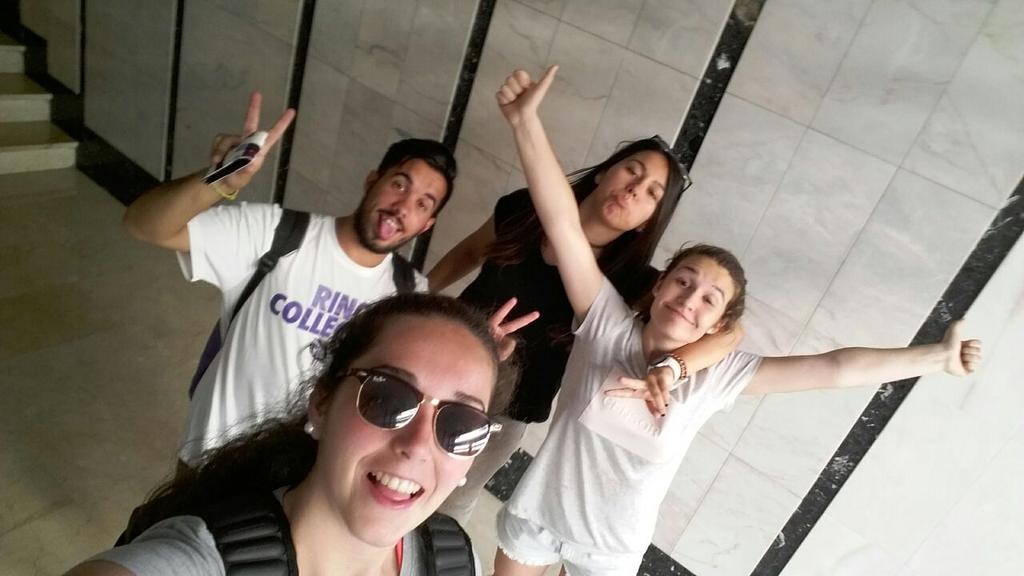 maria_zarzuela's tweet photo. Dia para despejarse de los estudios y recargar pilas 👌☺ http://t.co/upegjNfs4z
