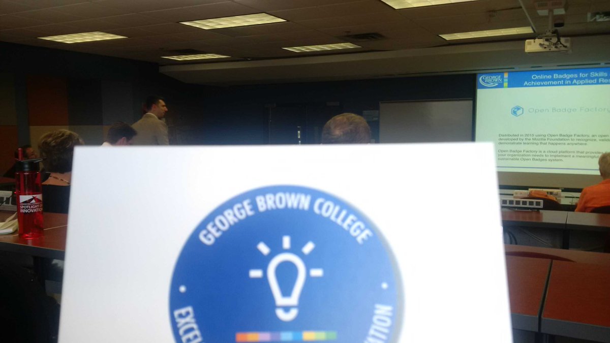 webgoddesscathy's tweet photo. Badged by @lukeRobert of @GBCResearch #advlearn2015. Disruption in learning: micro-credentialling http://t.co/y6QETfmXdG