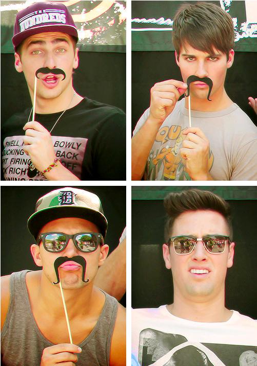jjuniorsquadros's tweet photo. #ReturnBigTimeRush #BigTimeRush #BigTimeThrowback #BigTimeReunion http://t.co/6Hgj83HZTC