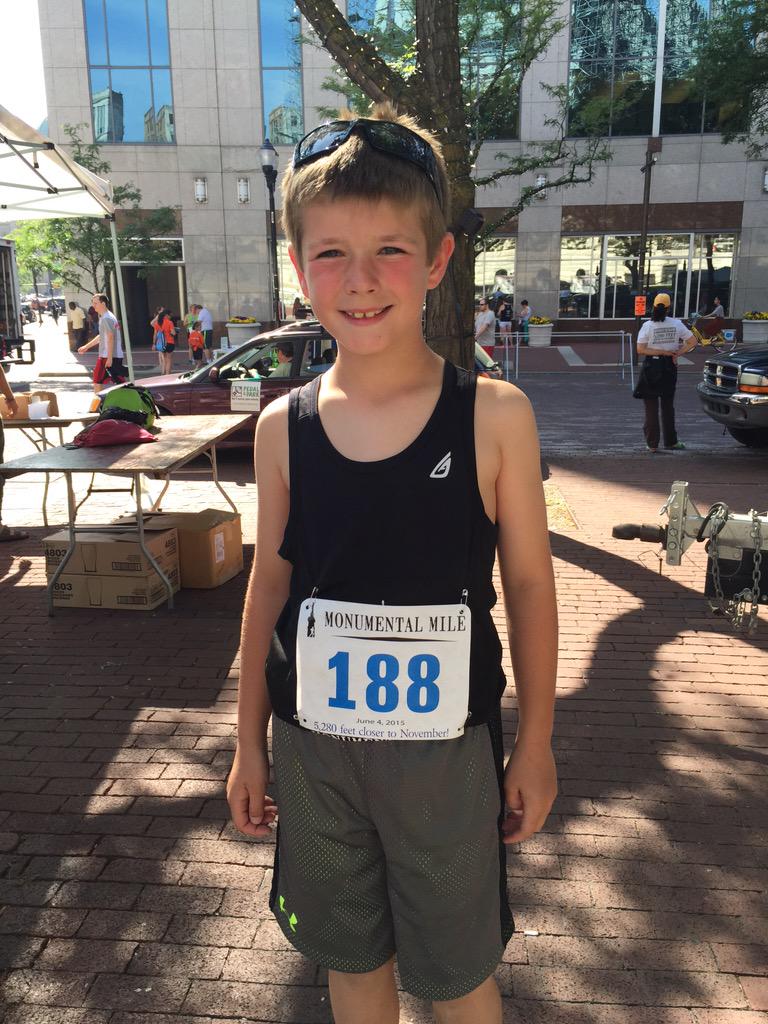 JasunMitchell's tweet photo. Had a great time with my 7yo son at the #MonumentalMile. #BeMonumental http://t.co/fkBVXb8jE6