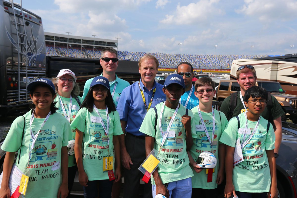 NASCAR_FDN's tweet photo. Can't help but smile! #PITCrewProject winners at @CLTMotorSpdwy with one of our favorite board members @RustyWallace! http://t.co/yegOn4aq9B