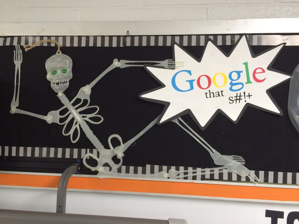 KeriBarcellos's tweet photo. @m_lahey This is the #google sign in my high school classroom.  #TPSPluggedin http://t.co/CYyG1pN76f