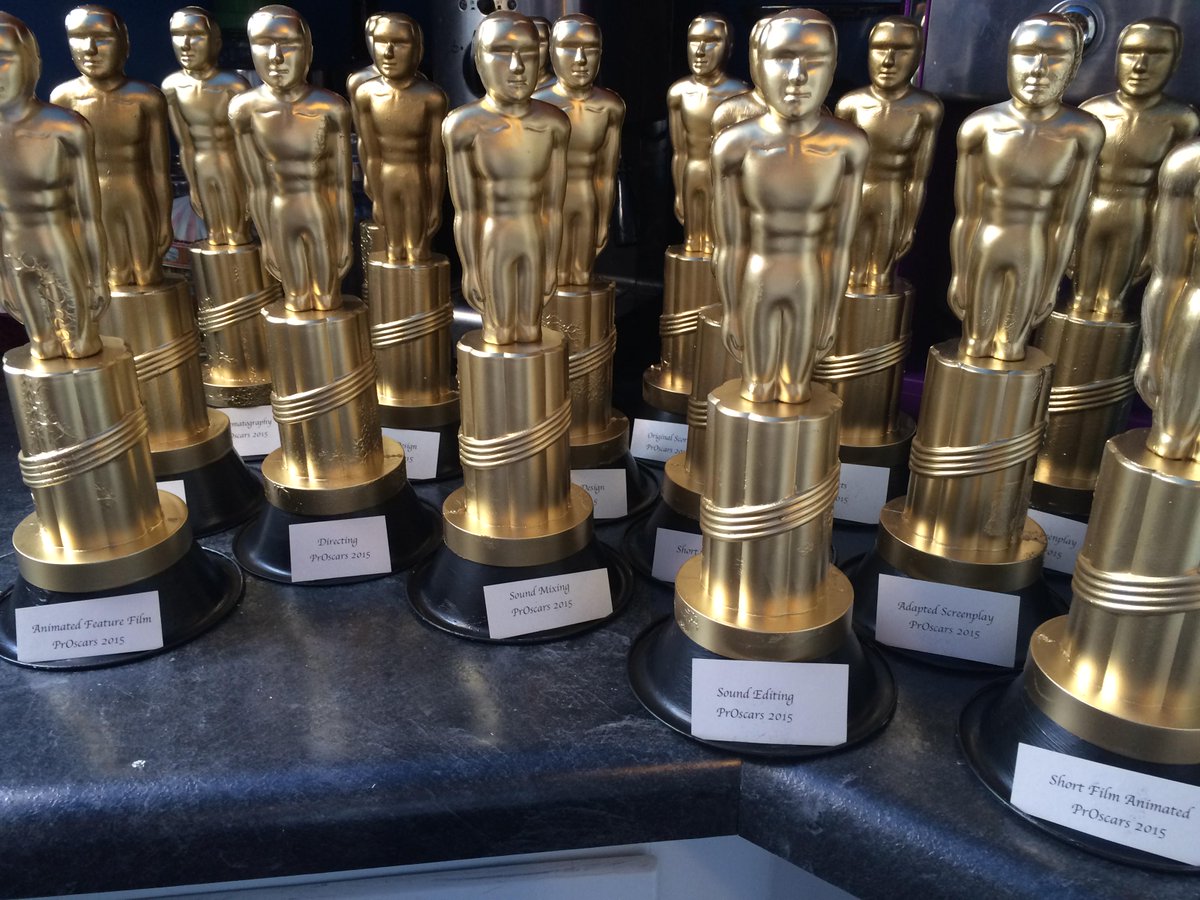 MPHSFilmClub's tweet photo. Photos from our Oscars party (#PrOscars) Everyone who came went home with a statue! http://t.co/Vme6A6VcxH