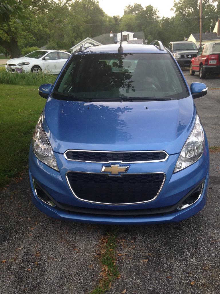 midwestmommma's tweet image. Purchased my very first vehicle today all by myself 💙😍 #chevyspark #2014 #andymohr