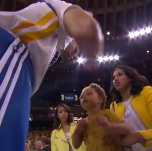 BleacherReport's tweet photo. VIDEO: Riley Curry did dad’s chest bump and point before #NBAFinals Game 1 http://t.co/Qkbg7Pedy0 http://t.co/6q3SWglVJ7
