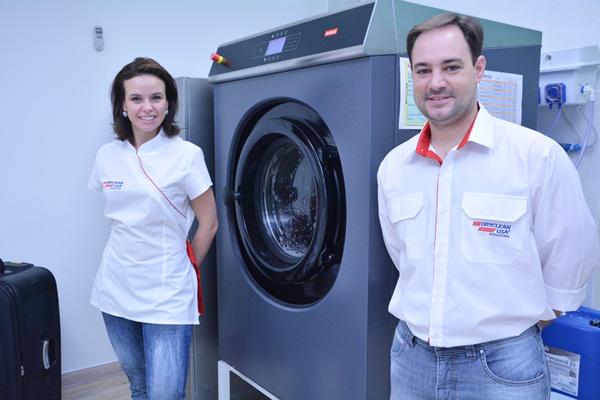 DrycleanOficial's tweet photo. SOMOS LIDERES MUNDIALES EN TINTORERIA Y LAVANDERIA. http://t.co/CrqPLgClQw