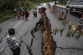 noryed8700's tweet photo. Earth Quake this morning in Sabah, Malaysia. 5.6.2015. http://t.co/vvSvep1XiZ