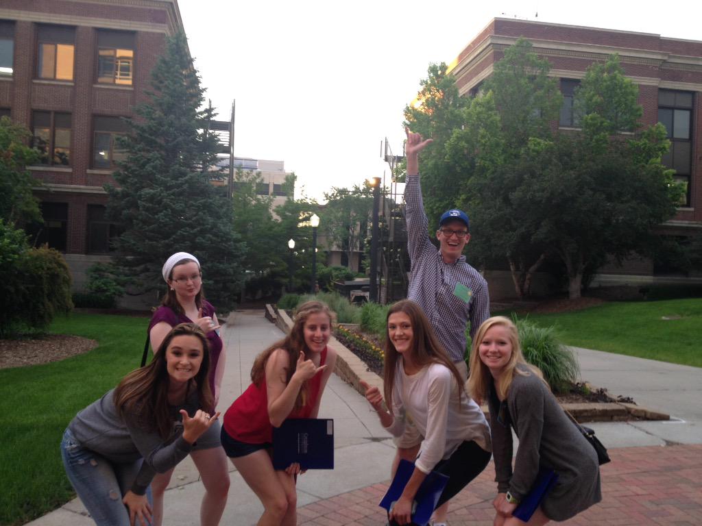 JennaVrable's tweet photo. @NewBluejays #neonorange #humanities #hitchcock #hixsonliedscience #eppley http://t.co/8PHnVT5huU
