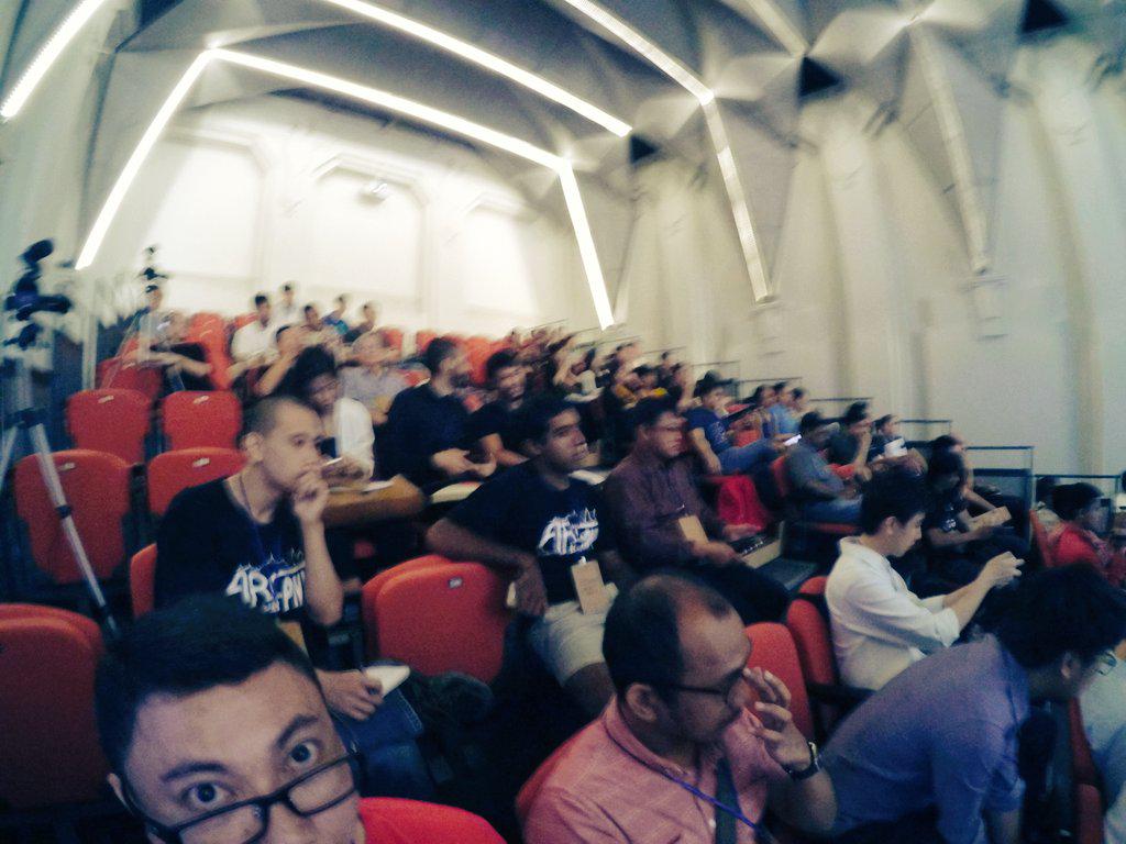 vikingkarwur's tweet photo. #InnovASEAN Makerspace Summit 2015 - Day 01 http://t.co/SZMyuFM4uF