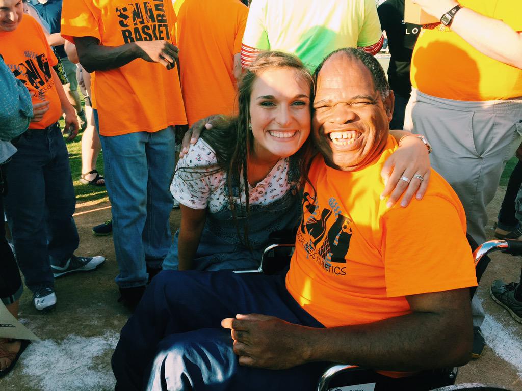 laurennclarkkkk's tweet image. I love Special Needs Athletics. I love @GoIsGood and I love life.
#GOforever