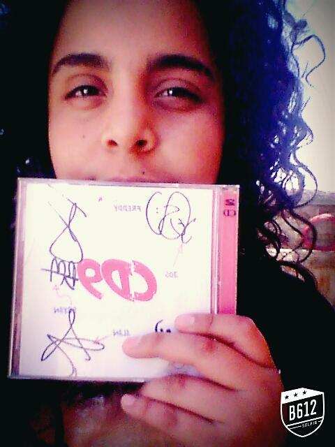 Joss_DeFigueroa's tweet photo. Xfin me llegó gracias! 💕💖 las quiero! 😘 @Jessy_Sweet_Av @RadicalAylin http://t.co/T8nokuLpoo
