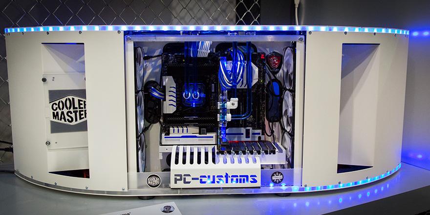 intel's tweet image. At #Computex2015, #Expertmode is all about these #Intel-powered custom gaming mods.