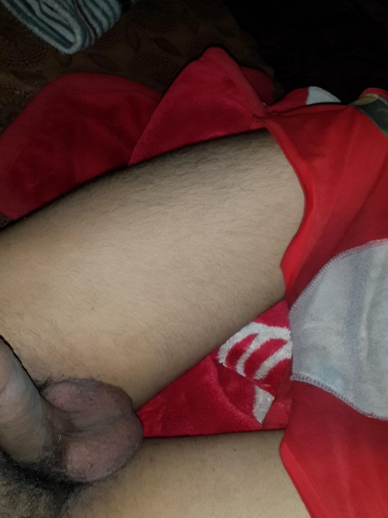 من جاد مبادل انا جاد نتغابل مشتهي تدخيل ومص وشفشفه وتلحيس