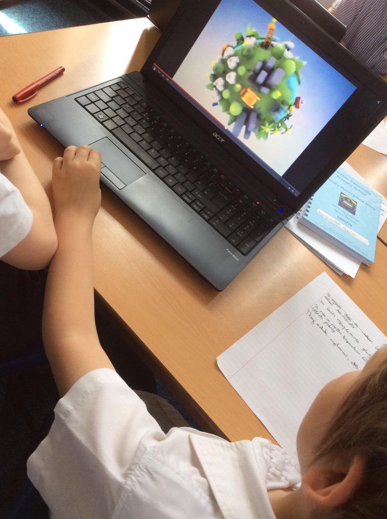 BarntonMrsS's tweet photo. Researching the answer to our Challenge Question about Global Warming! @Barntonhead http://t.co/zPUJU0aoj0