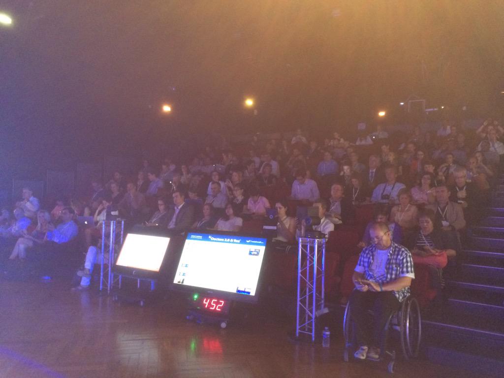 GFHEU's tweet photo. From stage @doctors20 talking about serious games! @health20Paris http://t.co/cOF82ohvud