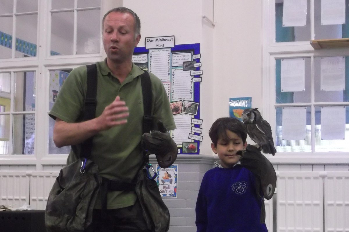 N22Head's tweet photo. Y2 enjoyed a day of very special visitors http://t.co/oxQV9GQrGf