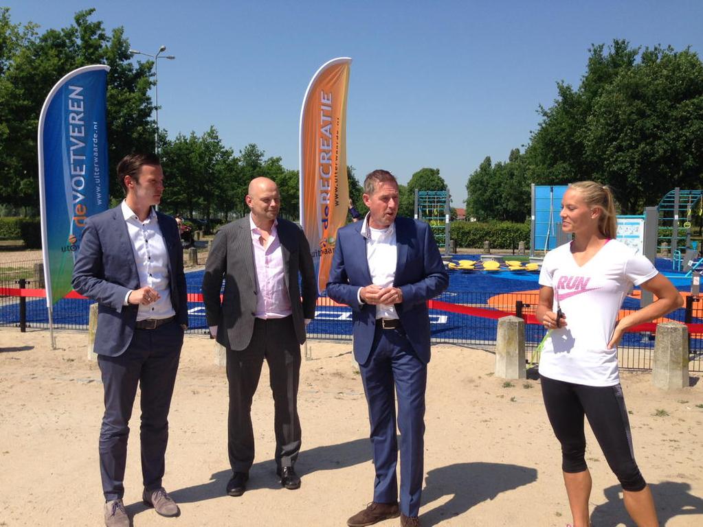 Opening eerste outdoor fitness in Nederland met <a href="/NadineBroersen/">Nadine Broersen (OLY)</a> <a href="/GerrieElfrink/">Gerrie Elfrink</a> <a href="/uiterwaarde/">uit®waarde</a>