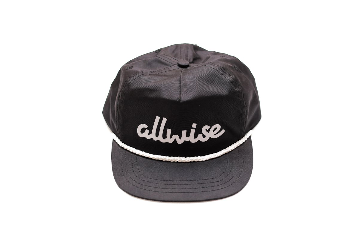 Shout Store tweet media