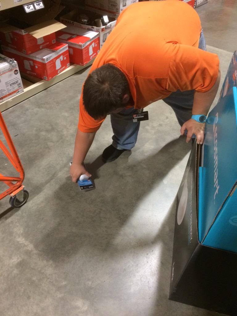 MEM_D331North's tweet image. Way to build a bridge, Steve! Safe habits keep everyone safe! @KTedderMET #METSafety #formup