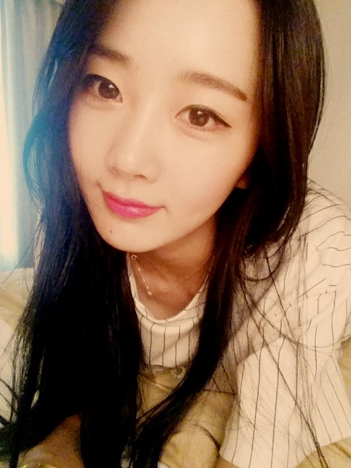 dal_sooobin's tweet photo. ♡
日本に到着しました!!♡♡♡
#会いたい 
#日本
#달샤벳 http://t.co/sK0m4R5u3L