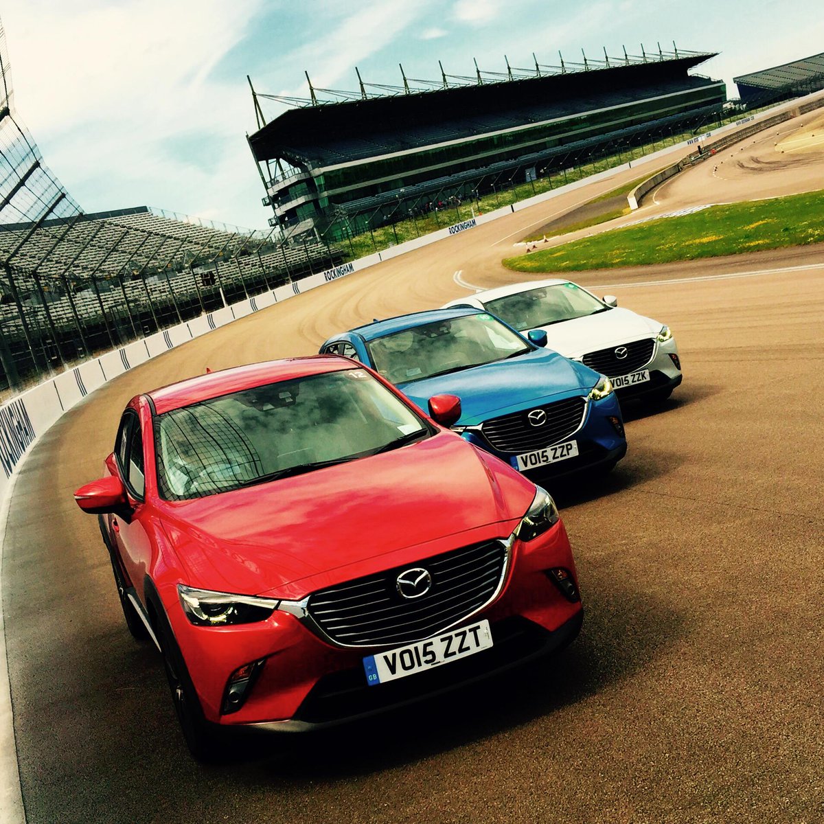 Mazda_UK's tweet photo. Behind the scenes at Rockingham Speedway for the all-new CX-3 launch. #cx3launch http://t.co/RnM0Gd6xRt