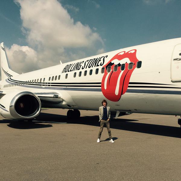 onecatseye's tweet photo. Mick Jagger in the tongue lap of luxury. June 4, 2015 Minneapolis
#photoswipe http://t.co/famF2K0zGM