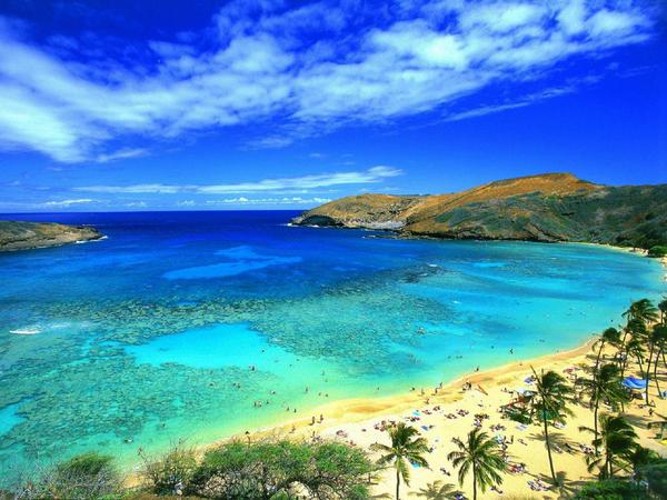 _Paisajes_'s tweet photo. Bahía de Hanauma, en la isla de Oahu, la más poblada de Hawaii. ¿Una semanita de relax? http://t.co/VSMYJDcjkK