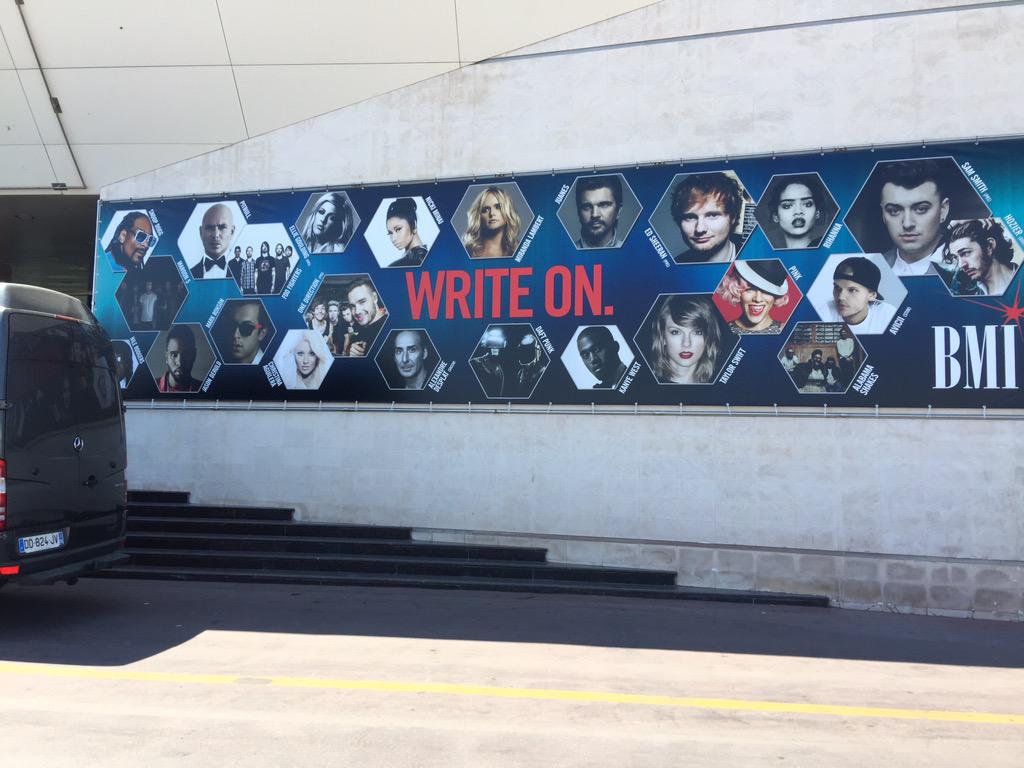DangeloJoseph's tweet photo. @midem @bmi http://t.co/8KoA0JyVcH