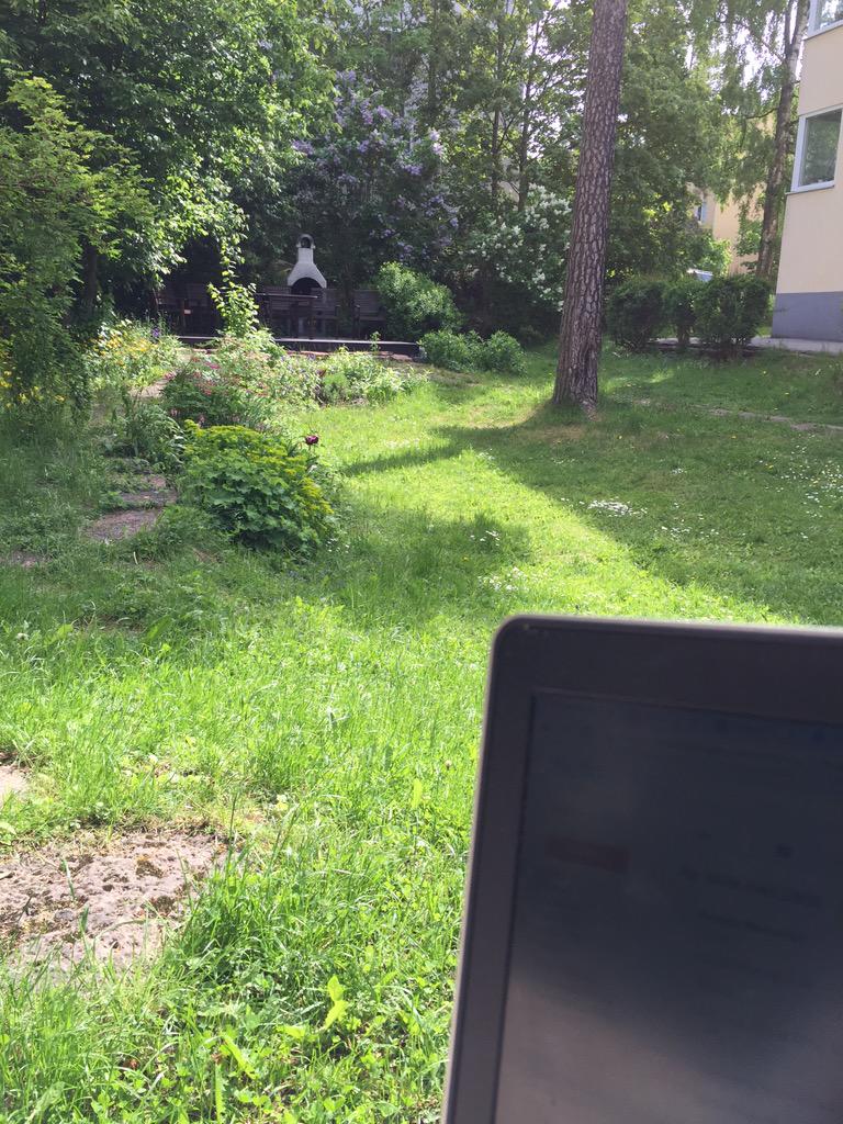 sofiabressler's tweet photo. Och det faktum att jag kan jobba var jag än har wifi. Älskart! #tieto #diginative #jobbahemma http://t.co/WL1QfzlD2D