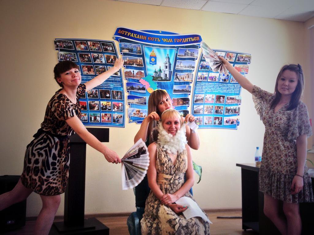 umsrit's tweet image. #деньсоцработника Совет молодых специалистов поздравляет всех коллег с праздником! Готовимся к поздравлению:))