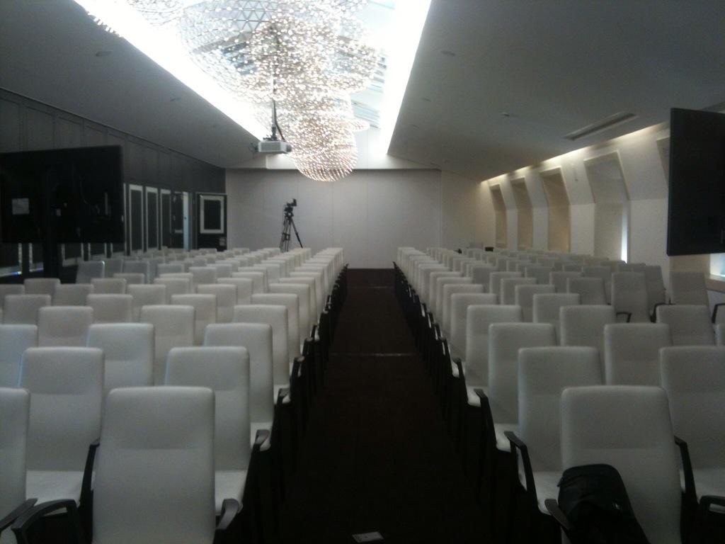 ByGaurav's tweet image. Spoilt for choice #AWS101 @awscloud