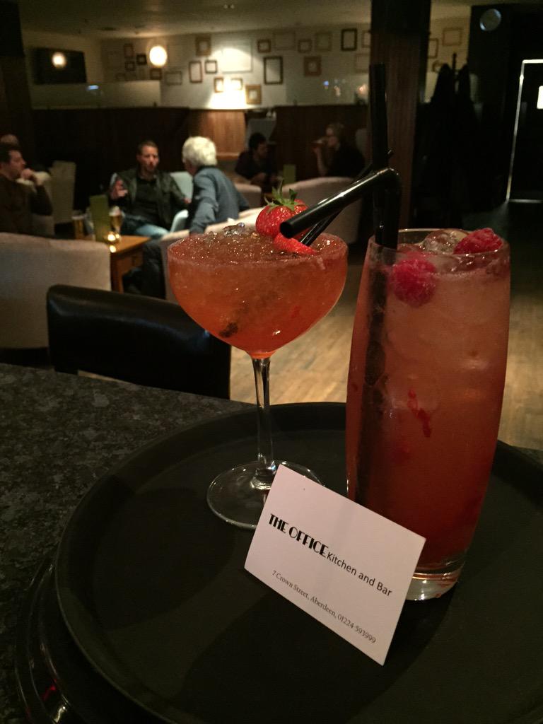 OfficeBarABZ's tweet photo. 1st summer drink of this #weekend will be a raspberry mule #FridayFeeling #Cocktails #scottishbreweries #Aberdeen http://t.co/wfqQq3BRYe