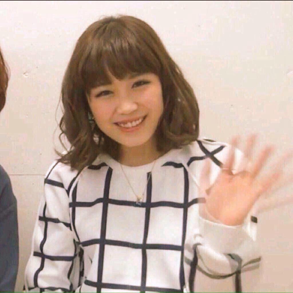 Reinalove2580's tweet photo. 初挑戦なのでフォロワーさんご協力おねがいします。
大好きな鷲尾伶菜ちゃんの誕生日までに120RT目指します！
#RTの中から気になった人お迎えに行きます 
#れいちぇる好きな人RT
#拡散希望 http://t.co/FHkAcW5kgc