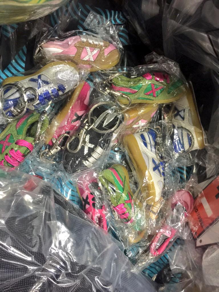 adra_fsf's tweet photo. Parte de nuestro pedido @munichsports ha llegado ya!!!Y nos quedan aun por recibir +! #munich https://t.co/ofO03e63XD http://t.co/E4XZZ8oaqo