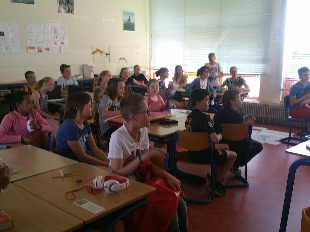 leutjekoert's tweet image. #sirkelslagschool #5 #spijk #cbsdeburcht