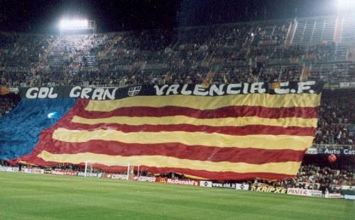 Bat_1919's tweet photo. FELICIDADES a @golgran por su 20 aniversario. Ahora a seguir animando por lo menos otros 20 años. http://t.co/hnG7okrpXM