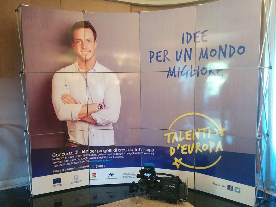 TalentiEuropa's tweet photo. Conferenza stampa per l'evento conclusivo di @TalentiEuropa #costruaimounmondomigliore #chotalento http://t.co/iey9QlgiD2