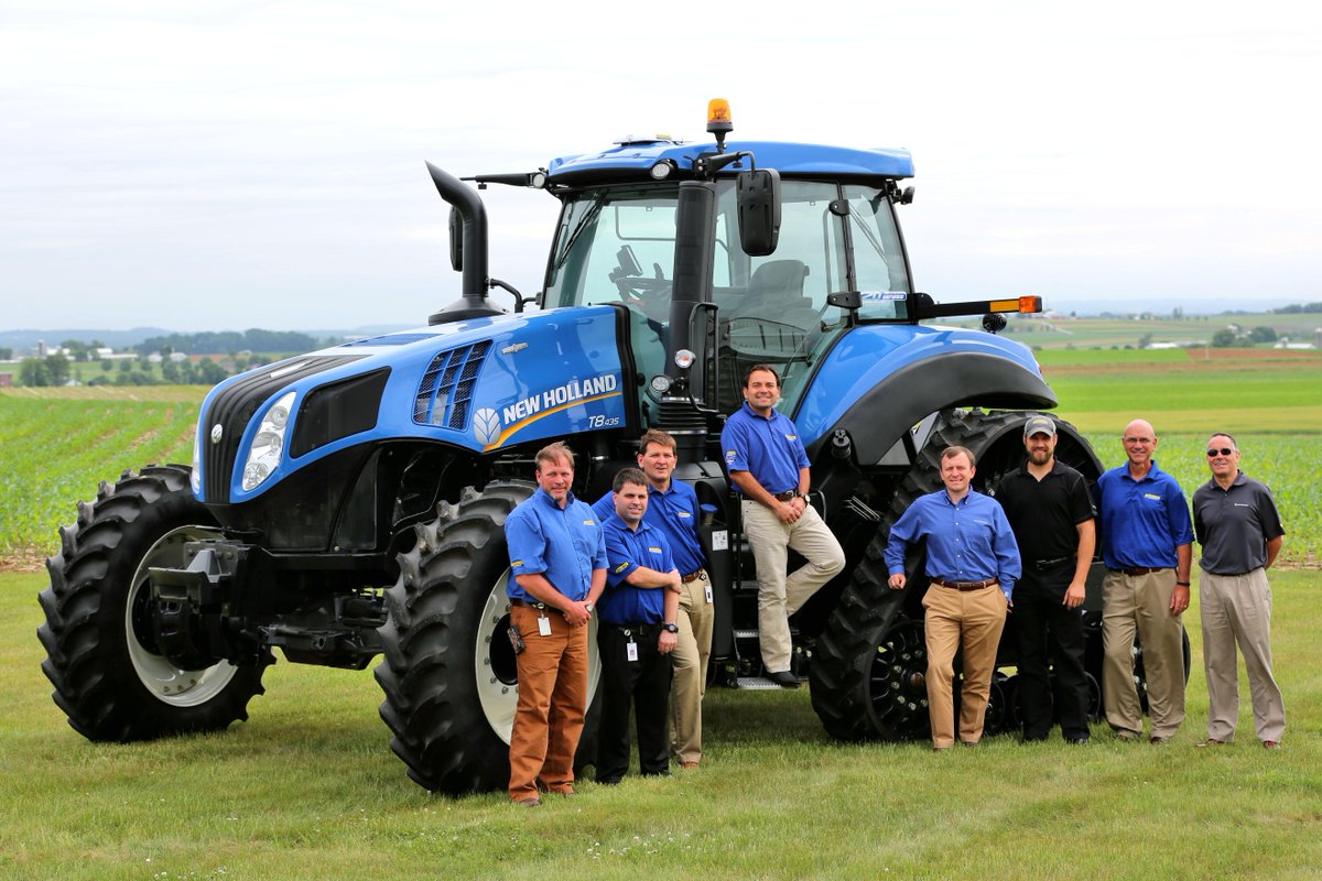 TrueBlueAbe's tweet image. Top team behind Built My Way presells launching in June. . . @NHAgriculture corn looks good w/ Genesis SmartTrax!!
