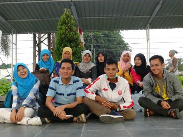 AgungAko11's tweet photo. Nah ini waktu PAMI Leadership Framework di Bogor tahun Lalu.. Bawa geng baru keluar kota lagi.. @Pami_LPG http://t.co/ZZtP8WorwY