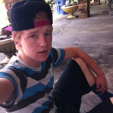 BaynardJosh's tweet image. Working for a living haha! Dad was right it's hard out here for a pimp!