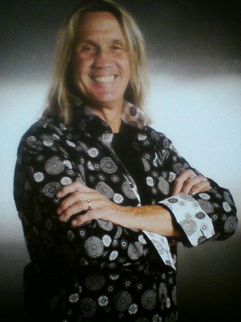 Wishing \Rhythm of The Beast\ Nicko McBrain a Very Happy Birthday today! Have a Great one Nicko! ;) \\m/ 
