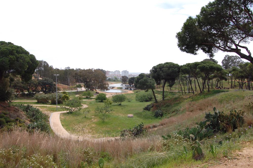 #DiaMundialdelMedioAmbiente: el <a href="/AytoHuelva/">Ayuntamiento Huelva</a> estrena guía de fauna del <a href="/ParqueMoret/">Parque Moret Huelva</a>. Descarga: huelva.es/portal/es/pagi…