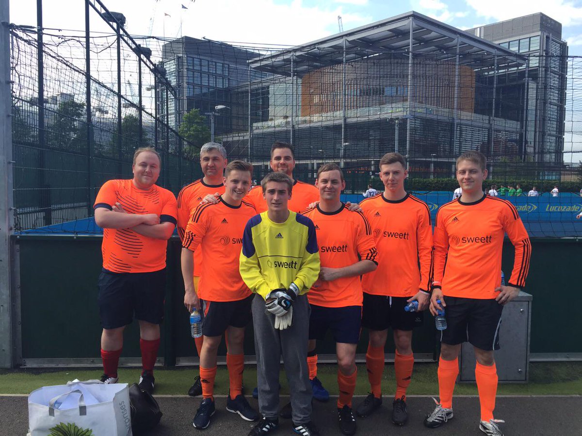 Robert Kempster (rhkempster) Twitter