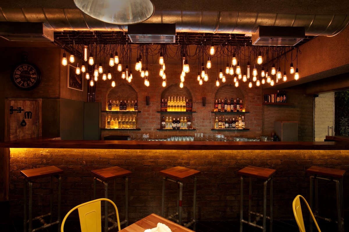 bhcmumbai's tweet image. #BombayLoves #brickhousecafe at #lokhandwala!