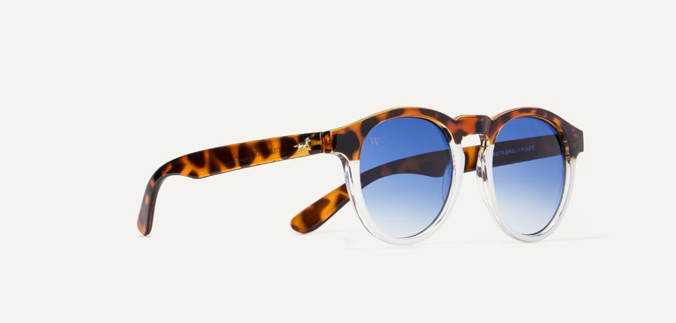 WolfnoirSun's tweet photo. ¿Os gusta arriesgar o apostáis por lo seguro? #RetoGafas
http://t.co/IGKfF7MAVk
#FashionFridays52 http://t.co/L5PoTGRdbX