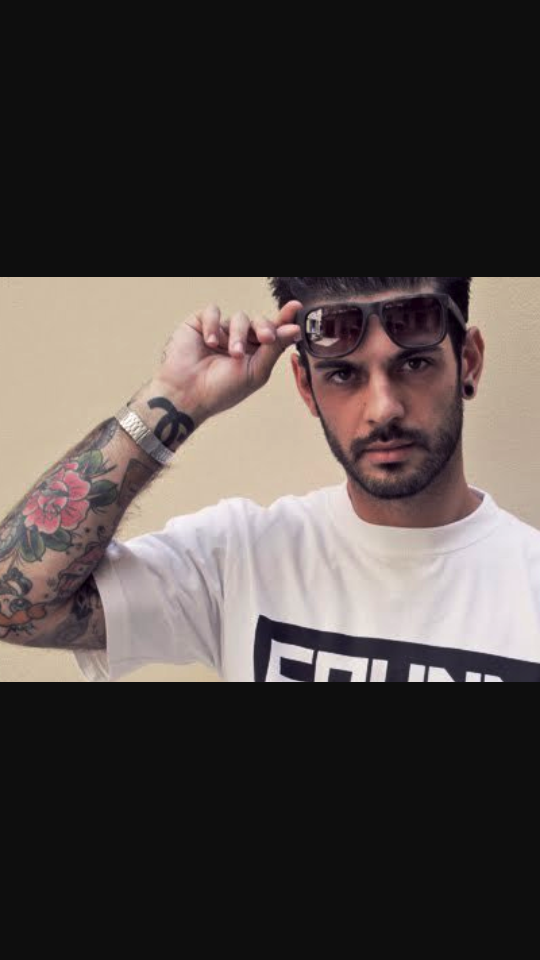 Pincoj's tweet image. 