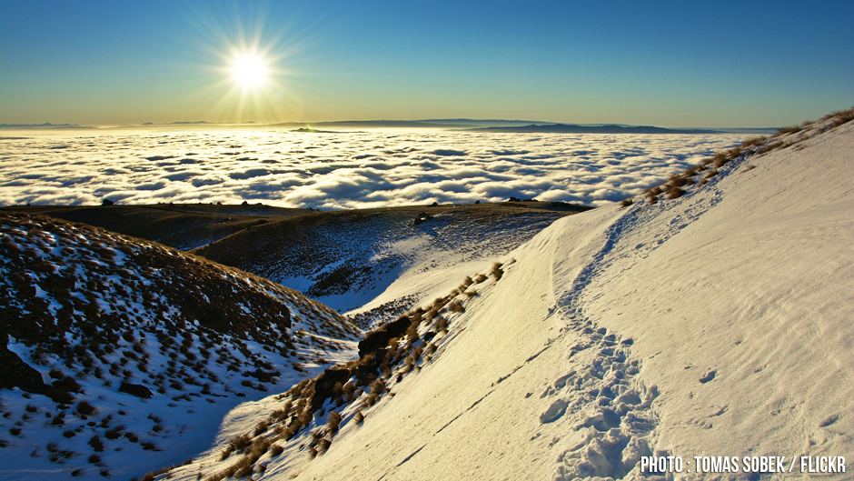 EspritGlisse's tweet photo. Ceci est un lever de soleil de l'autre côté du monde... 🌄 #NewZealand http://t.co/1ANEDWVxgF