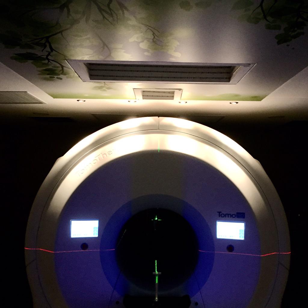 ErcehanGungor's tweet photo. #TomoTherapy #BezmiAlem #VakıfGureba #TomoTerapi Hizmete Hazırız... #Medko #Meditel #MedkoSağlık #Radyoterapi #Kanser http://t.co/5hVKN53bkJ