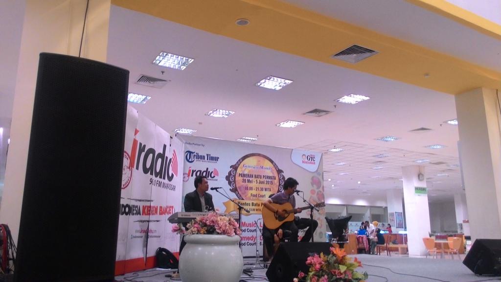 Dont let me down <a href="/MallGTCMakassar/">Mall GTC Makassar</a> @iradiomakassar